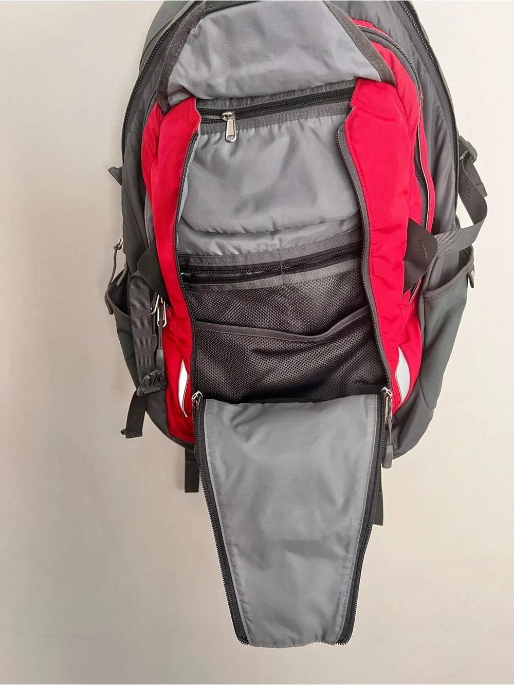 The North Face Surge Backpack Unisex Laptop Travel School Hiking Day Trip Bag.